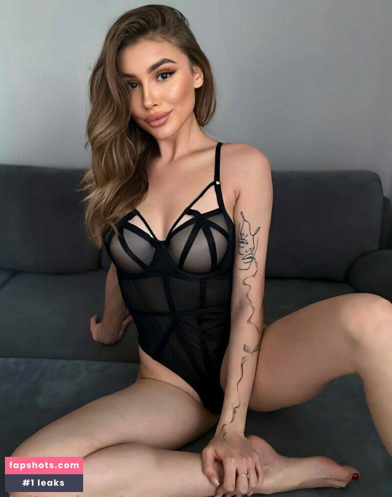 anny_huge_tits1 gallery photo #2099