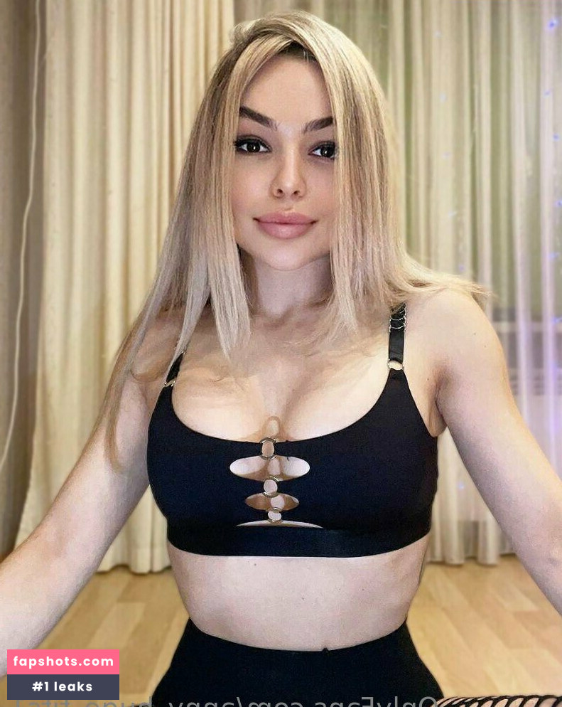 anny_huge_tits1 gallery photo #2484