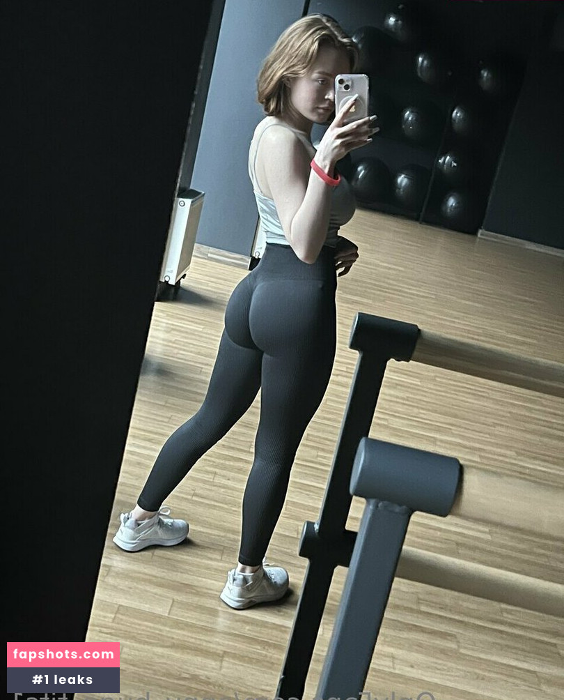 anny_huge_tits1 gallery photo #2857