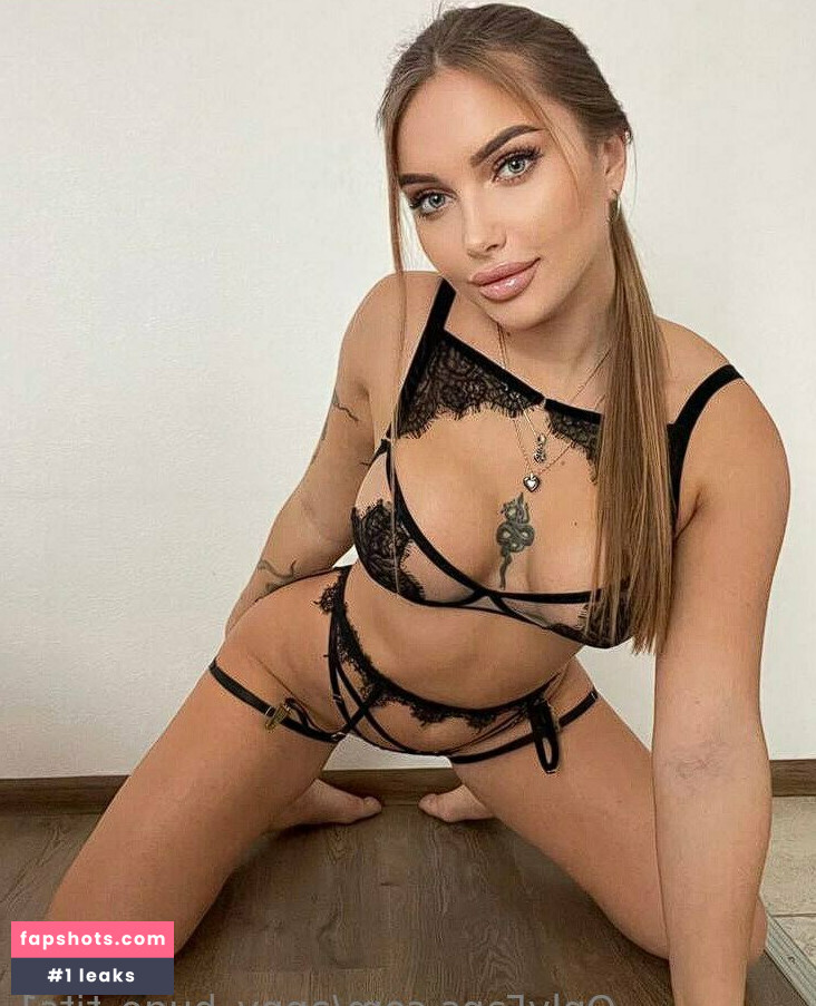 anny_huge_tits1 gallery photo #3194