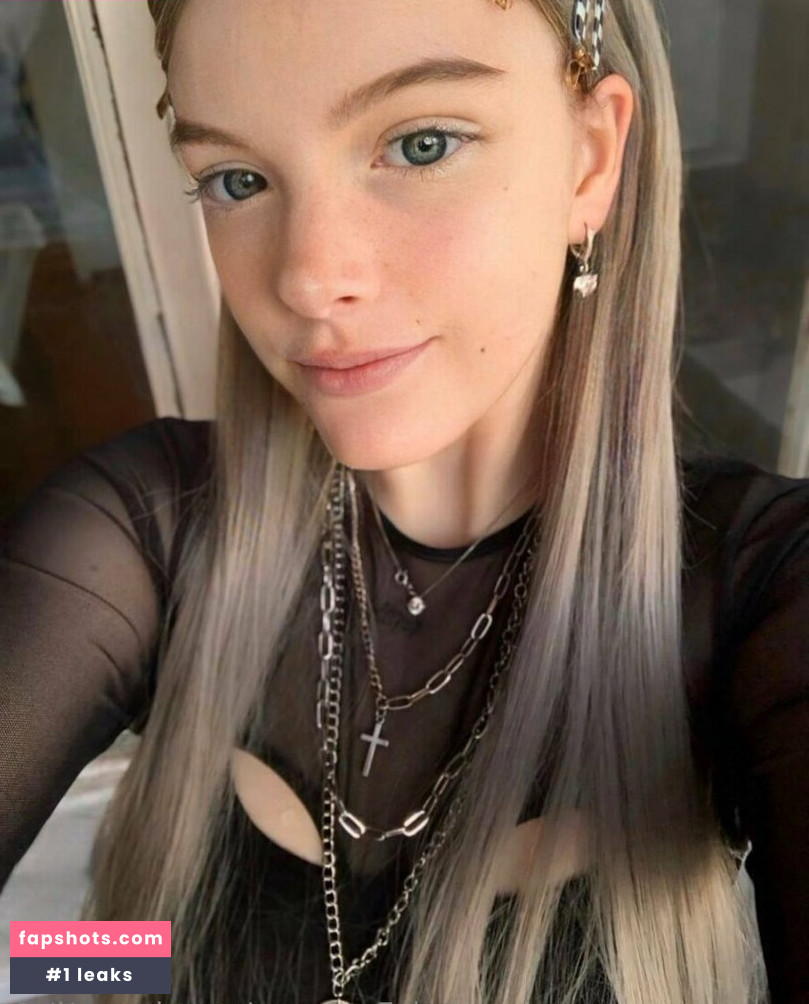 anny_huge_tits1 Nahé úniky fotek pouze od fanoušků #519 - Fapshots