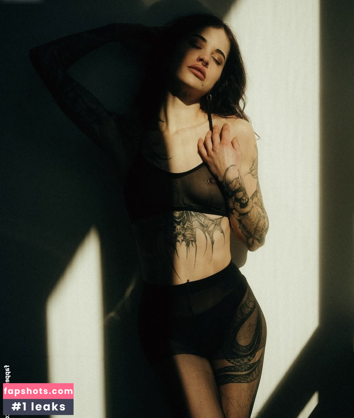 Anny.Ink / _anny.ink_ Nude Leaks OnlyFans Photos #3 - LeakJerk
