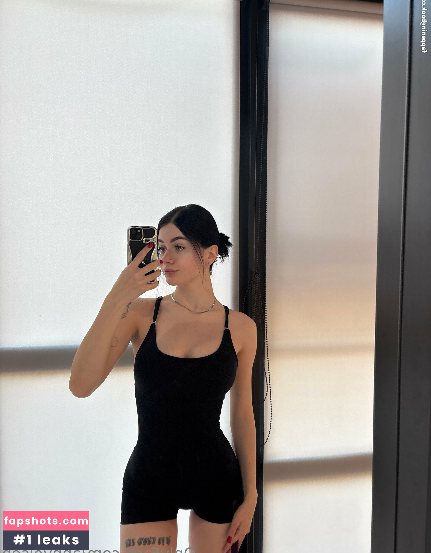 annyolsen gallery photo #3