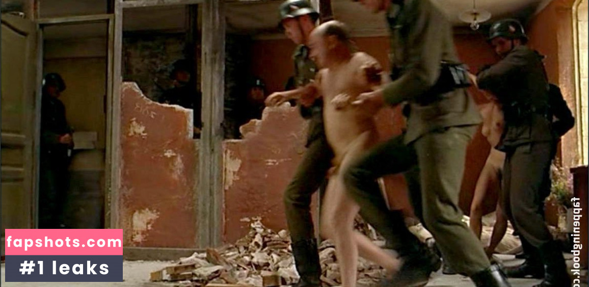 Anouk Grinberg gallery photo #17