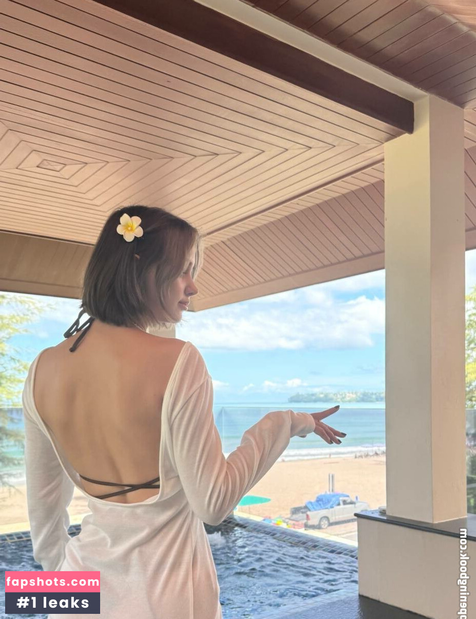 ant1pat1axd nude babe gallery