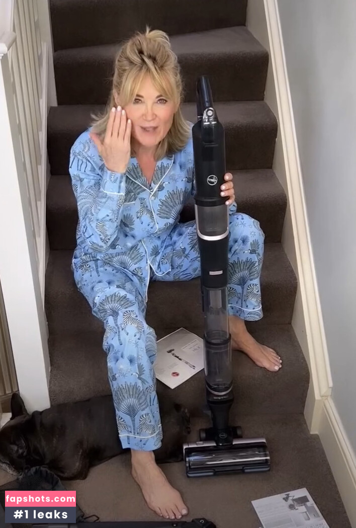 Anthea Turner gallery photo #13