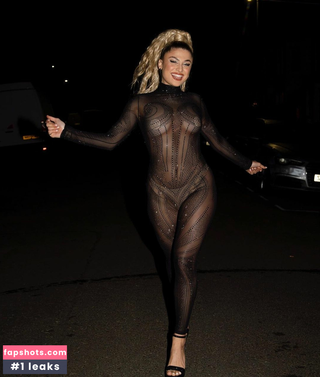 Antigoni gallery photo #15