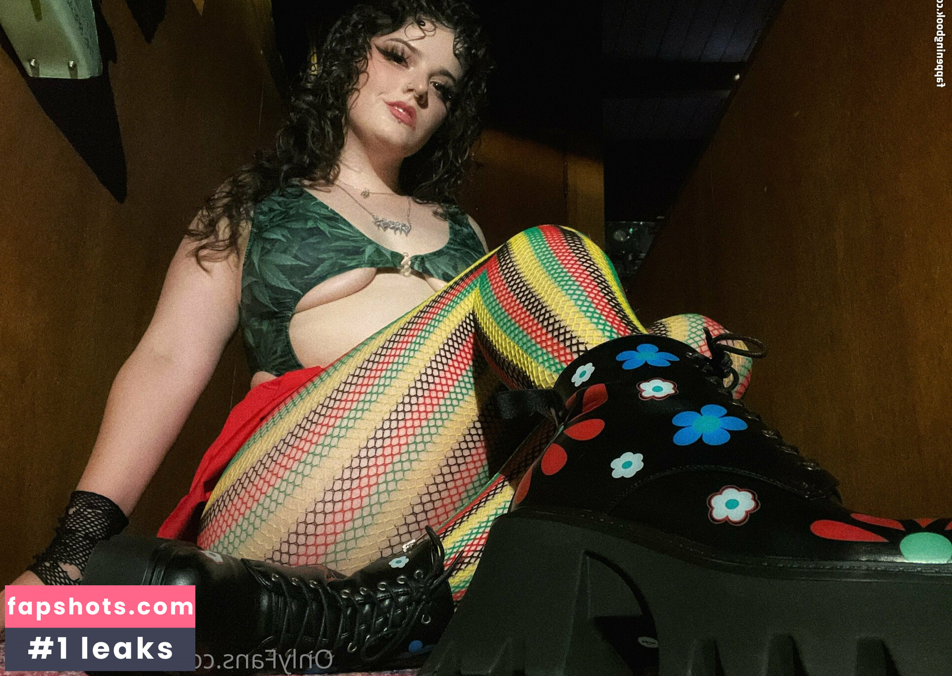 antiisocialite gallery photo #20