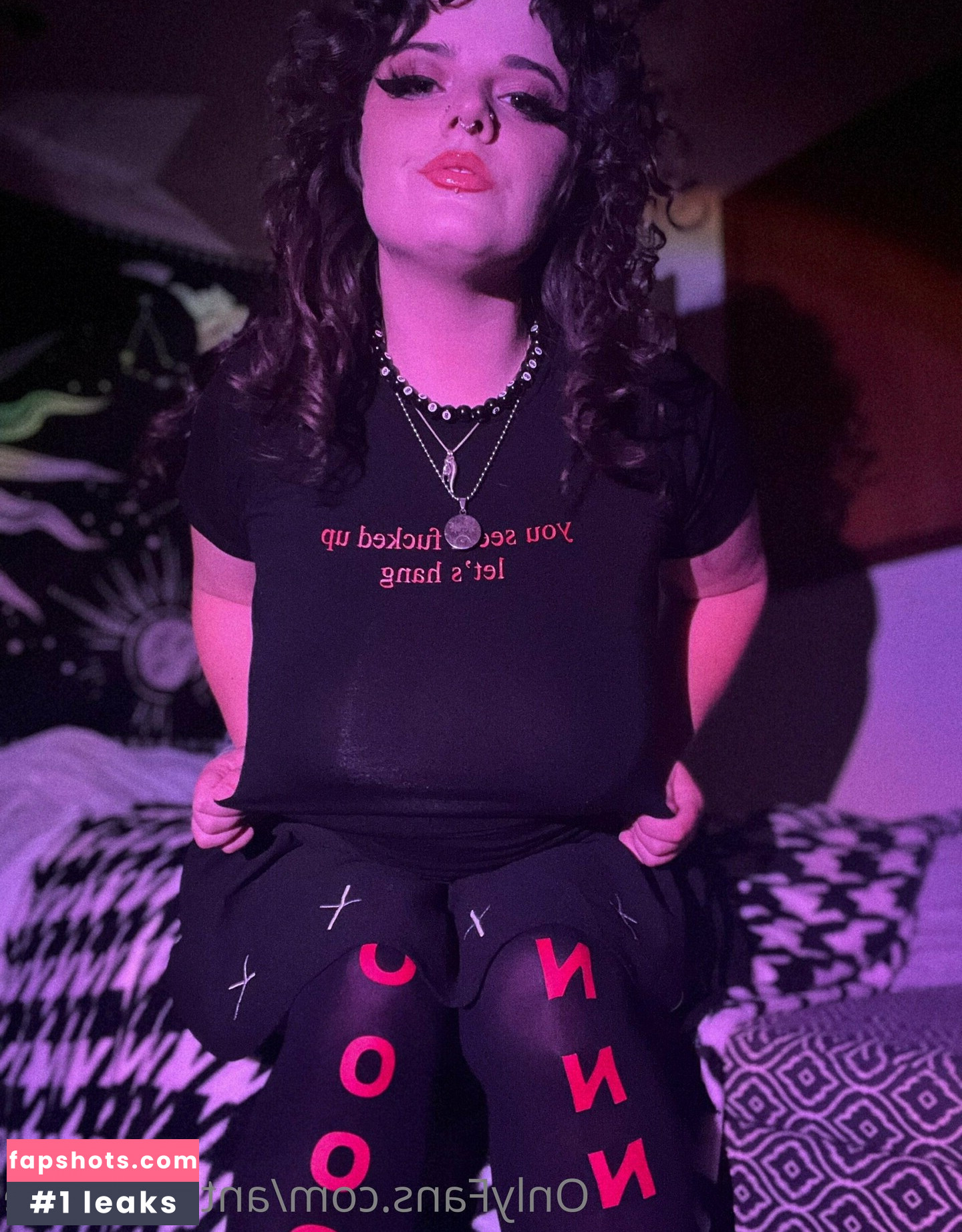 antiisocialite gallery photo #35