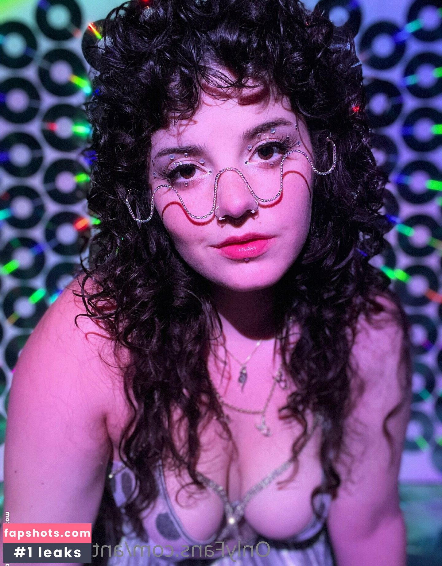 antiisocialite gallery photo #10