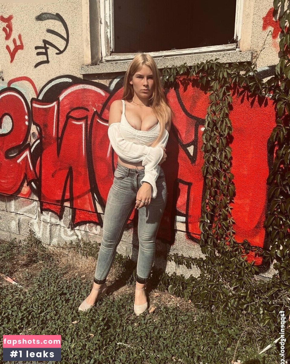 Antonia.canny gallery photo #11