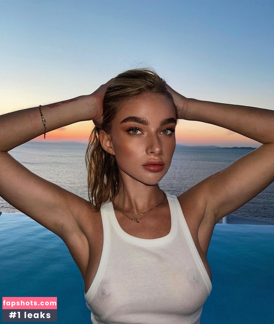 Antonia Freya Lidia gallery photo #5