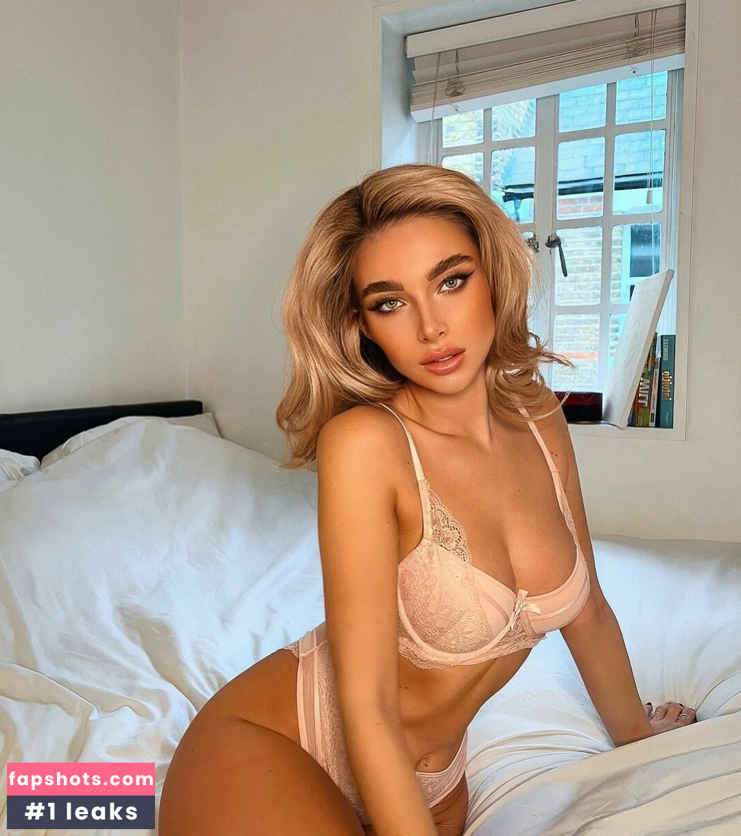 Antonia Freya Lidia gallery photo #43