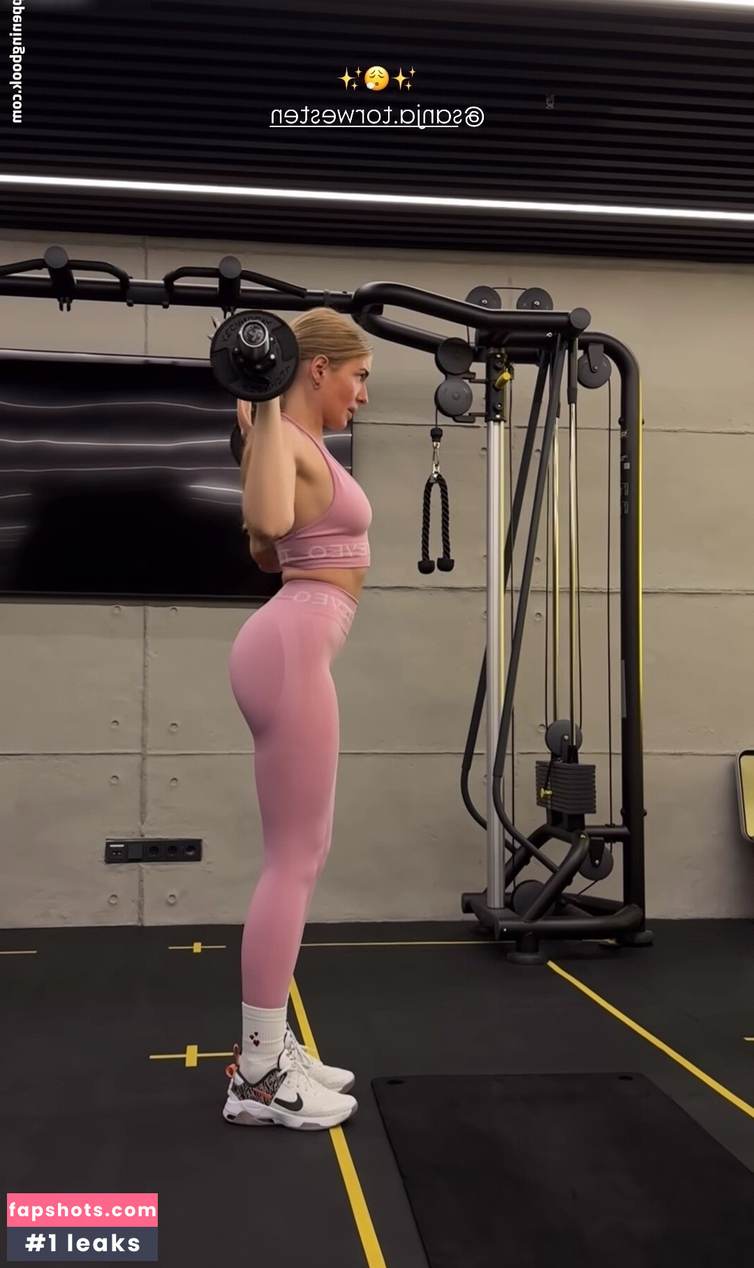 Antonia Hemmer gallery photo #12