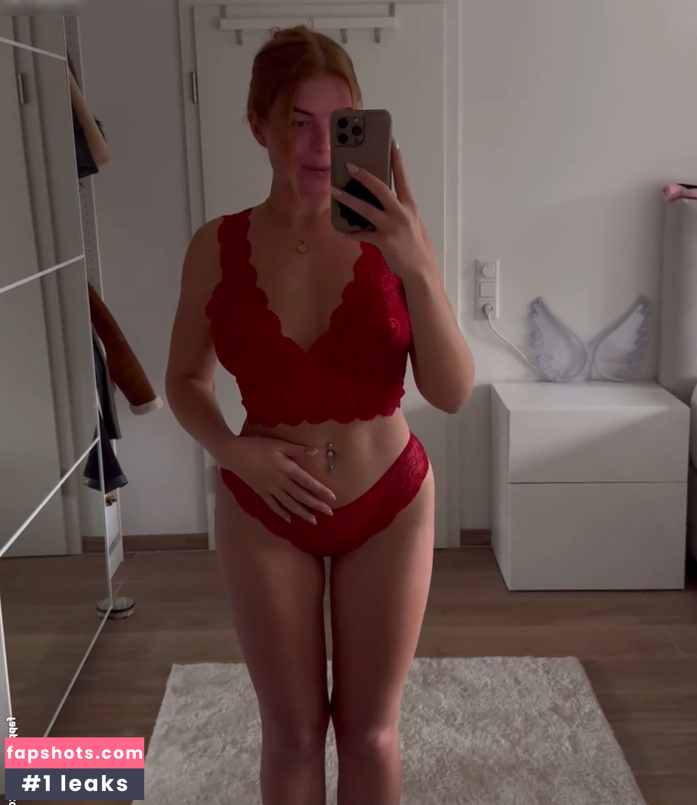 Antonia Hemmer gallery photo #33