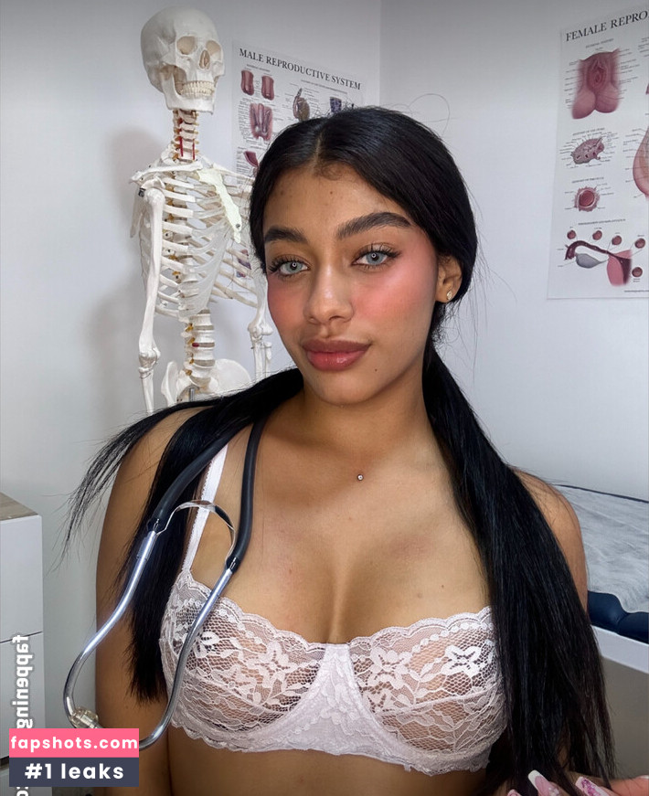 Antonia Mackenzie gallery photo #19