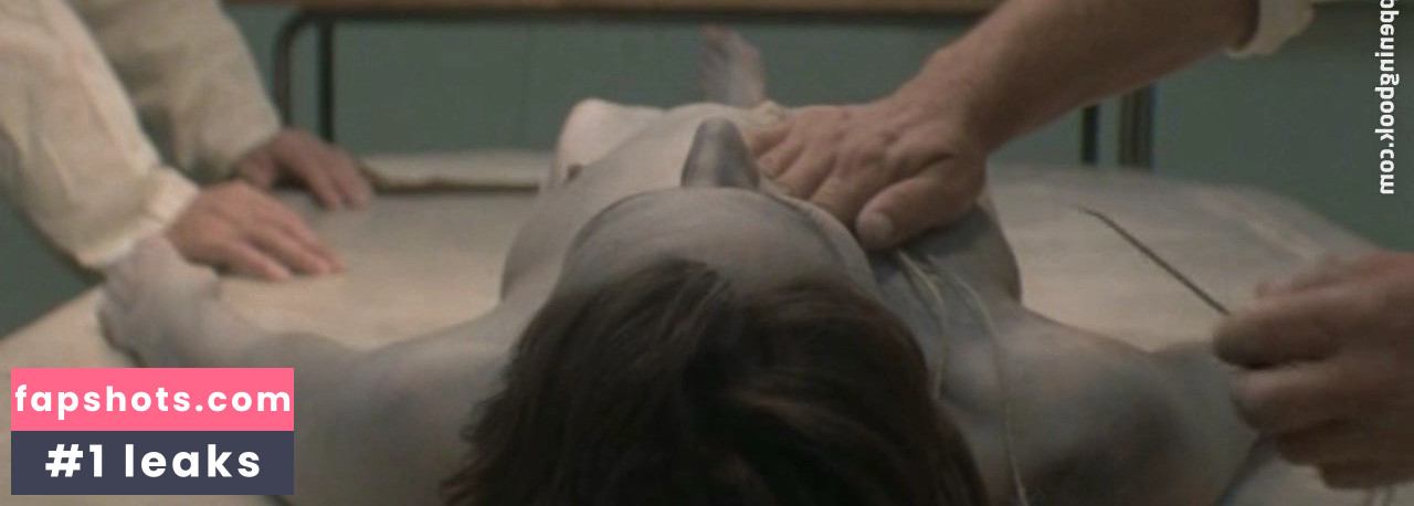 Antonia Zegers gallery photo #5