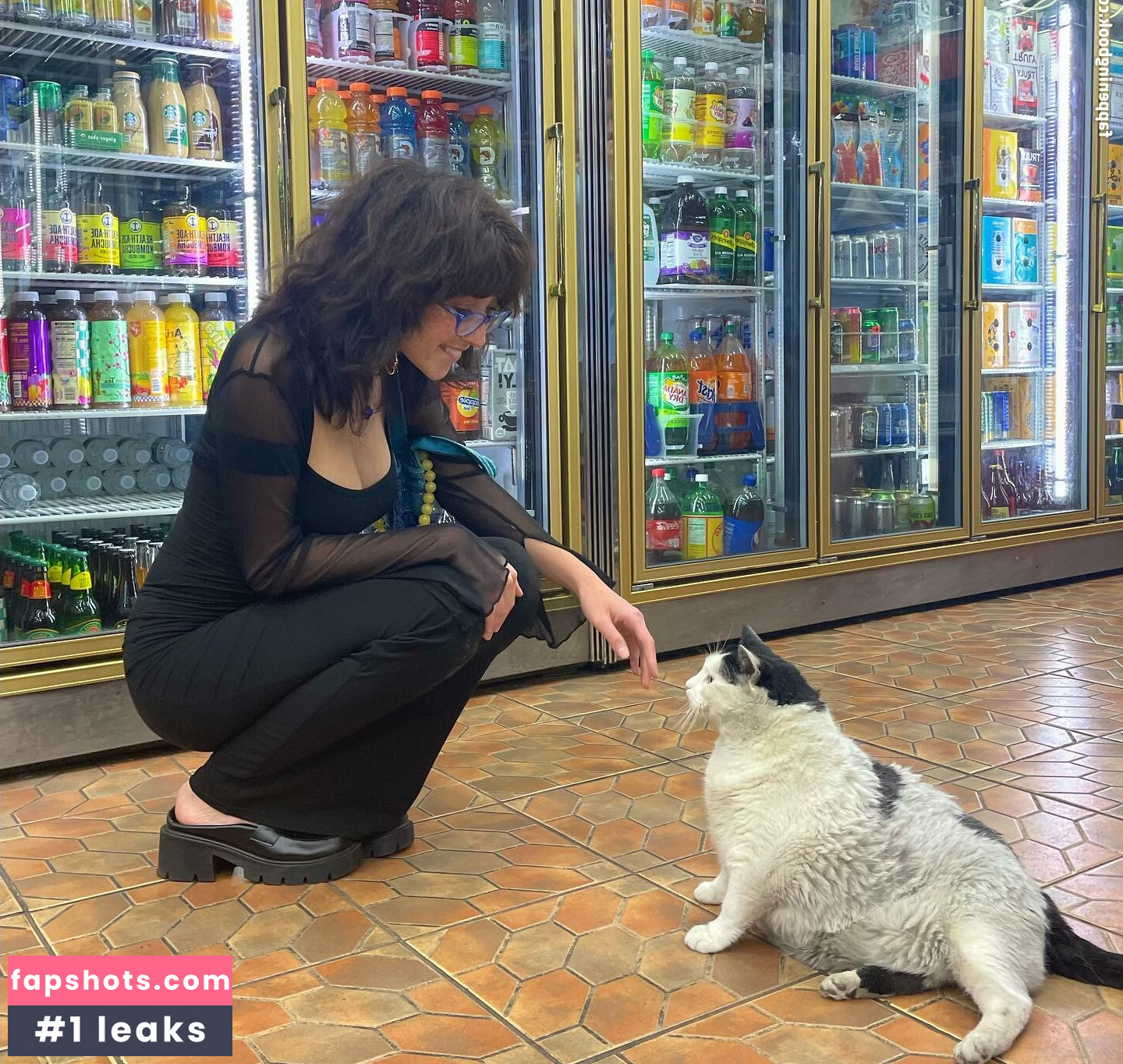 Anuheanihipali gallery photo #26