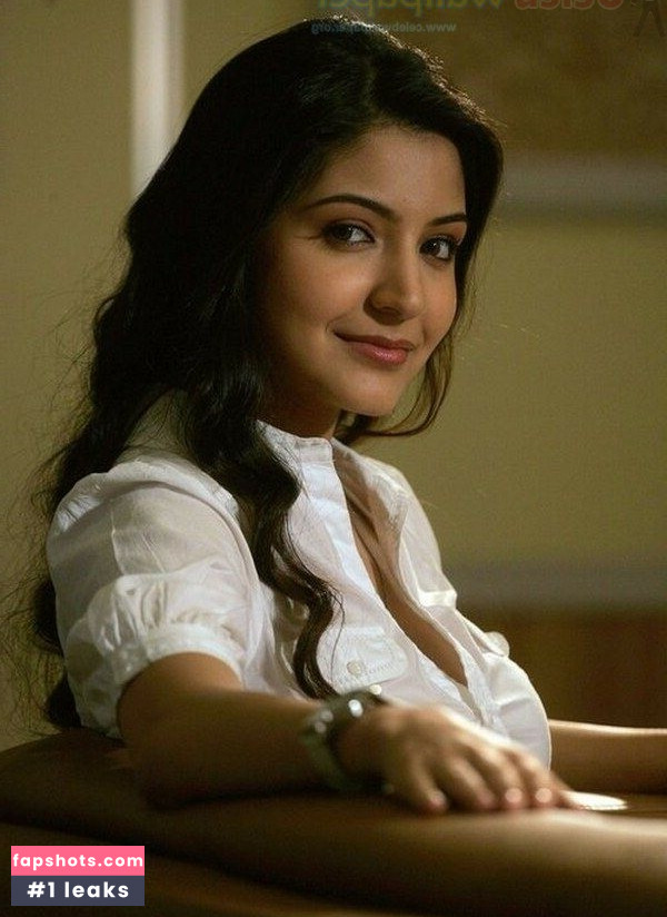 Anushka Sharma gallery photo #38