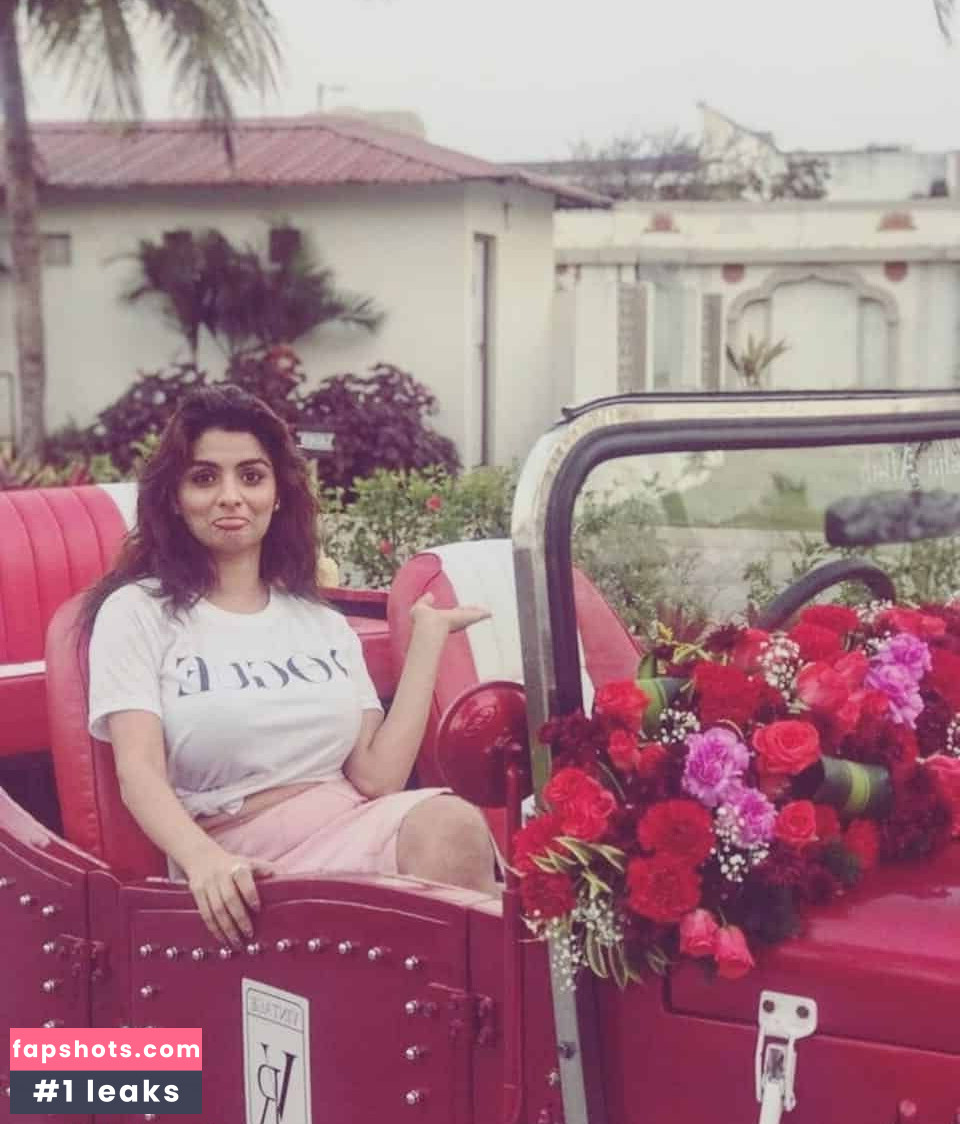 Anveshi Jain gallery photo #102