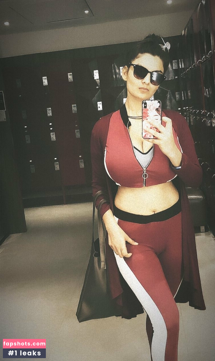 Anveshi Jain gallery photo #151