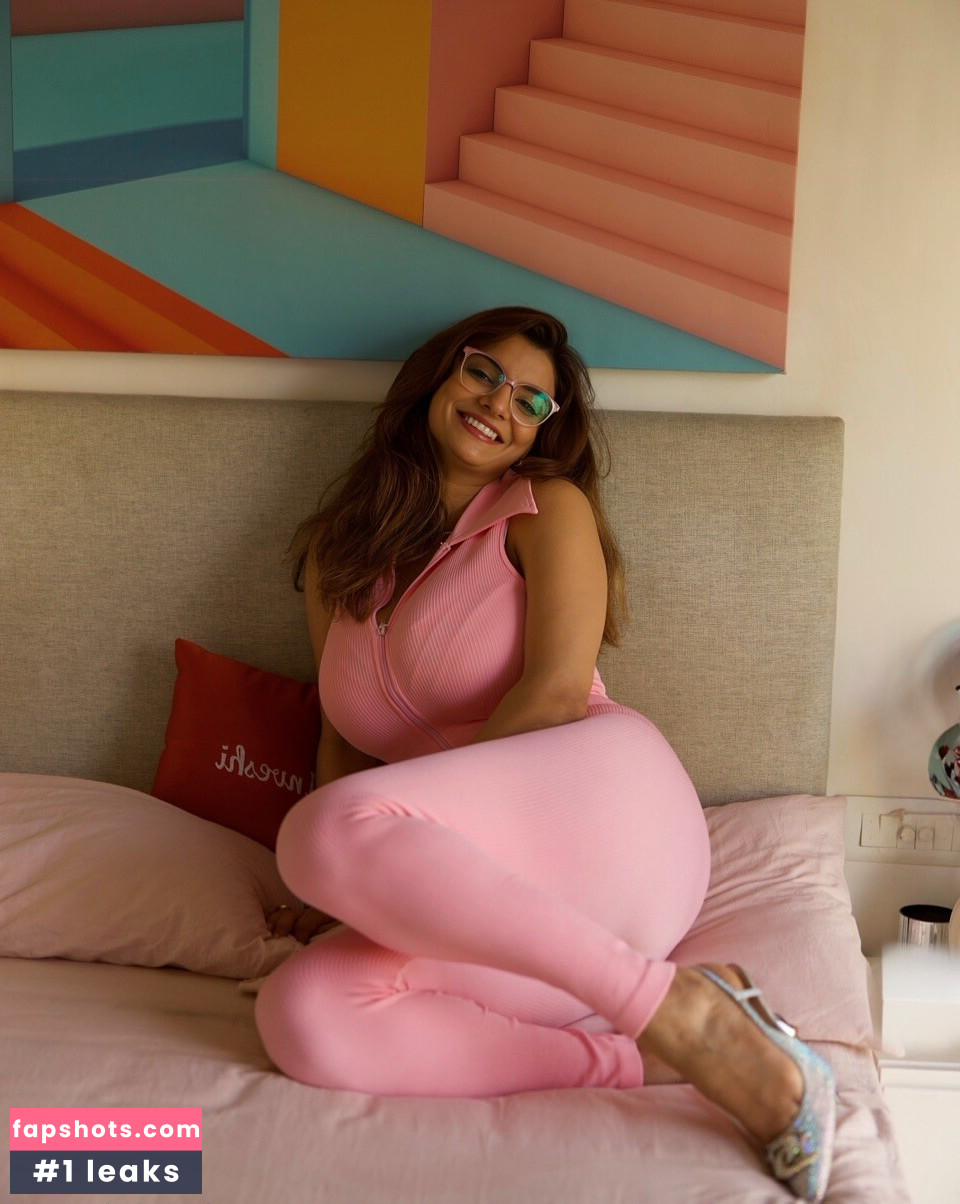 Anveshi Jain gallery photo #20