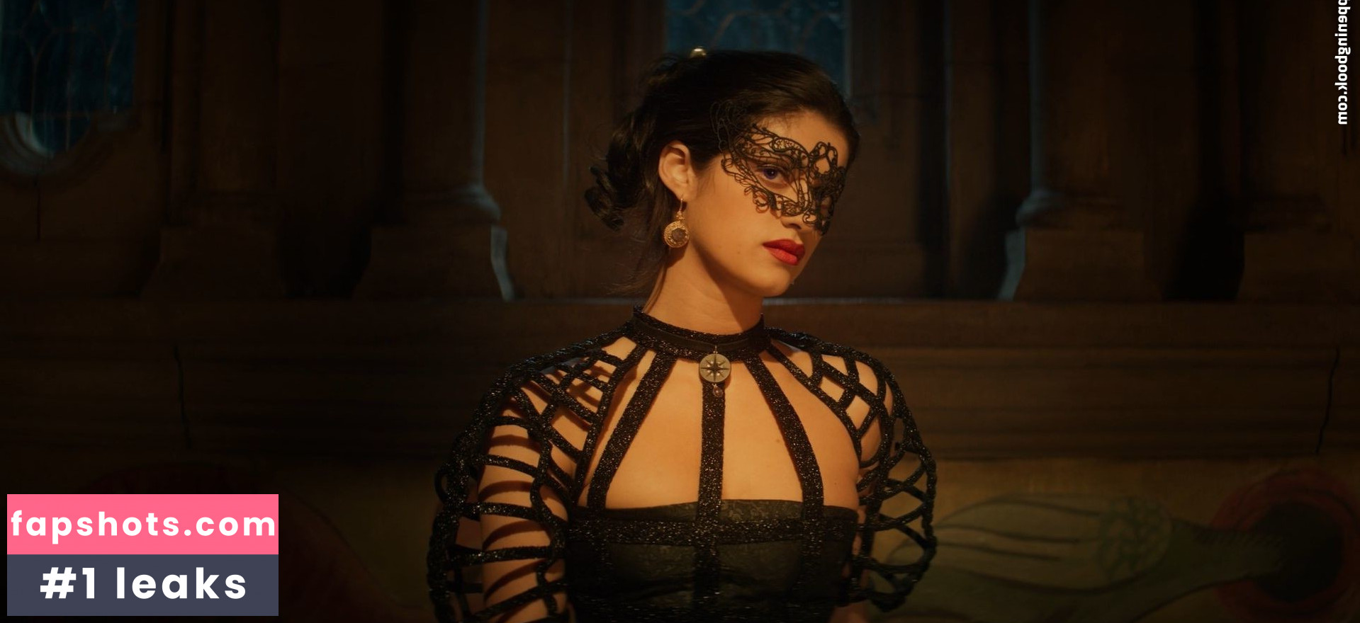 Anya Chalotra gallery photo #55