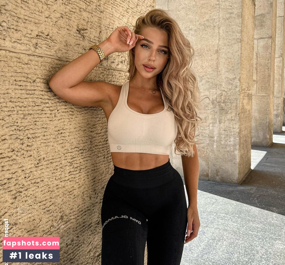 Anya Hryshchenko gallery photo #25