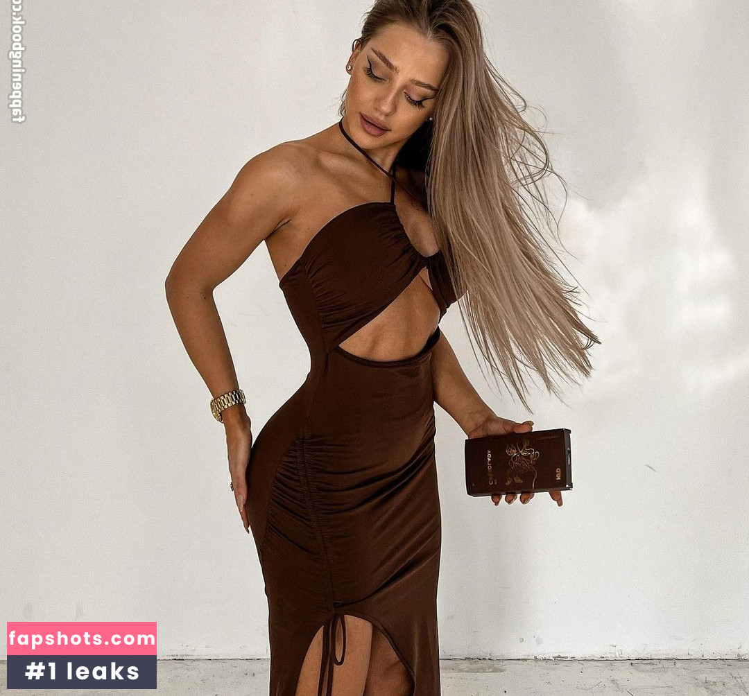 Anya Hryshchenko gallery photo #31