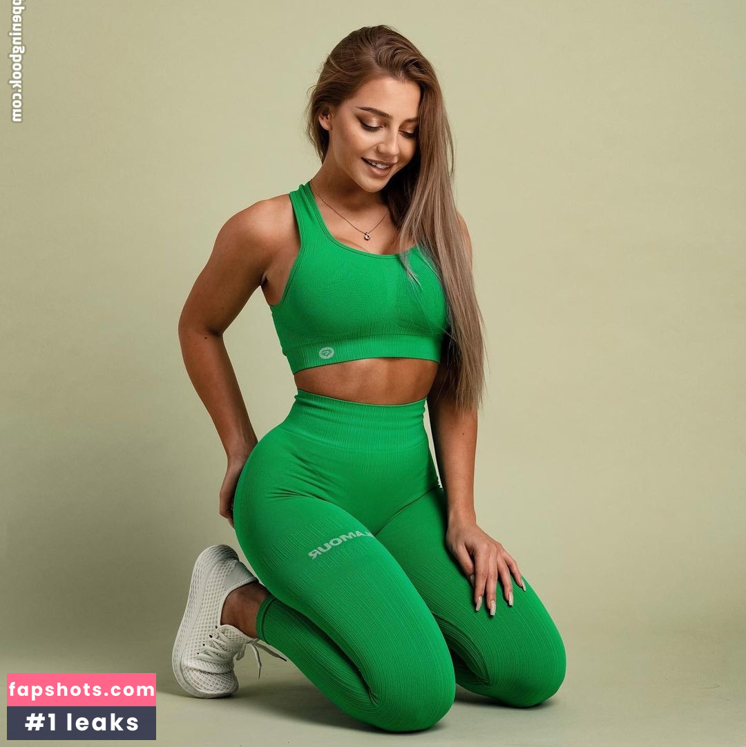 Anya Hryshchenko gallery photo #37