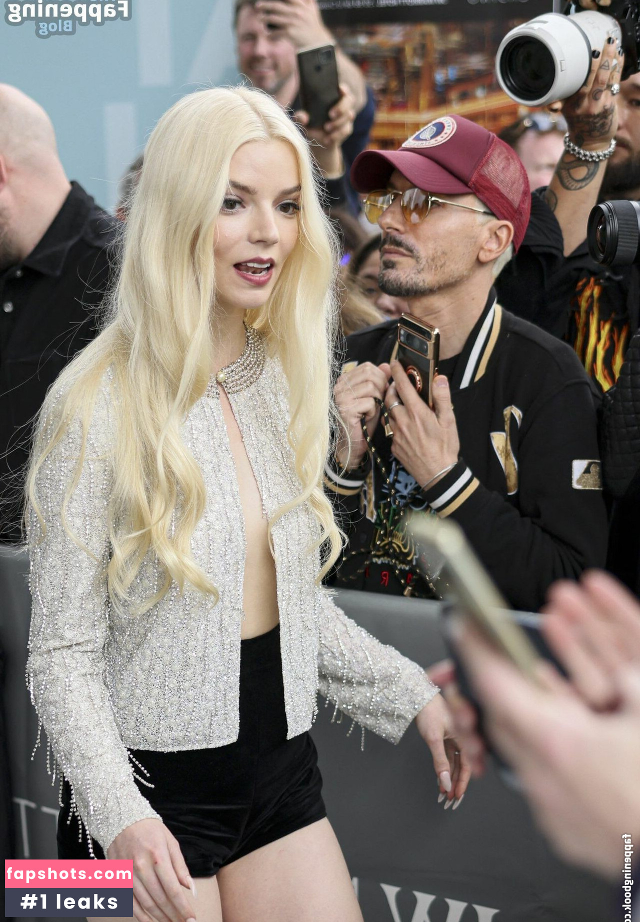 Anya Taylor-Joy gallery photo #1052