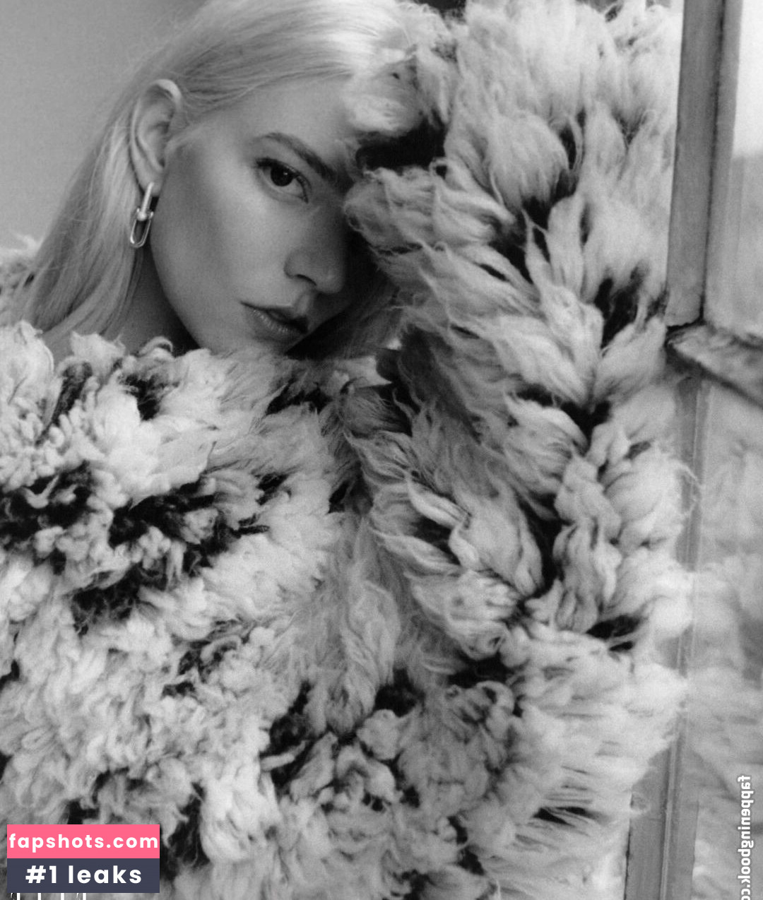 Anya Taylor-Joy gallery photo #1062