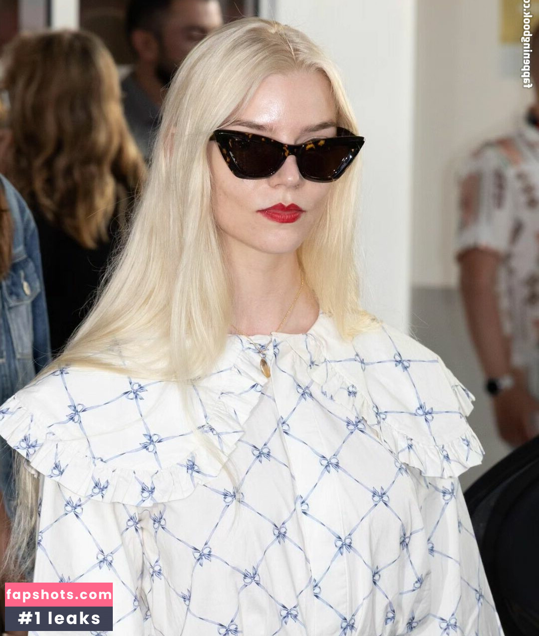 Anya Taylor-Joy gallery photo #1071