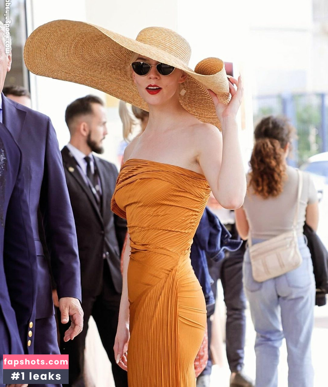 Anya Taylor-Joy gallery photo #1082