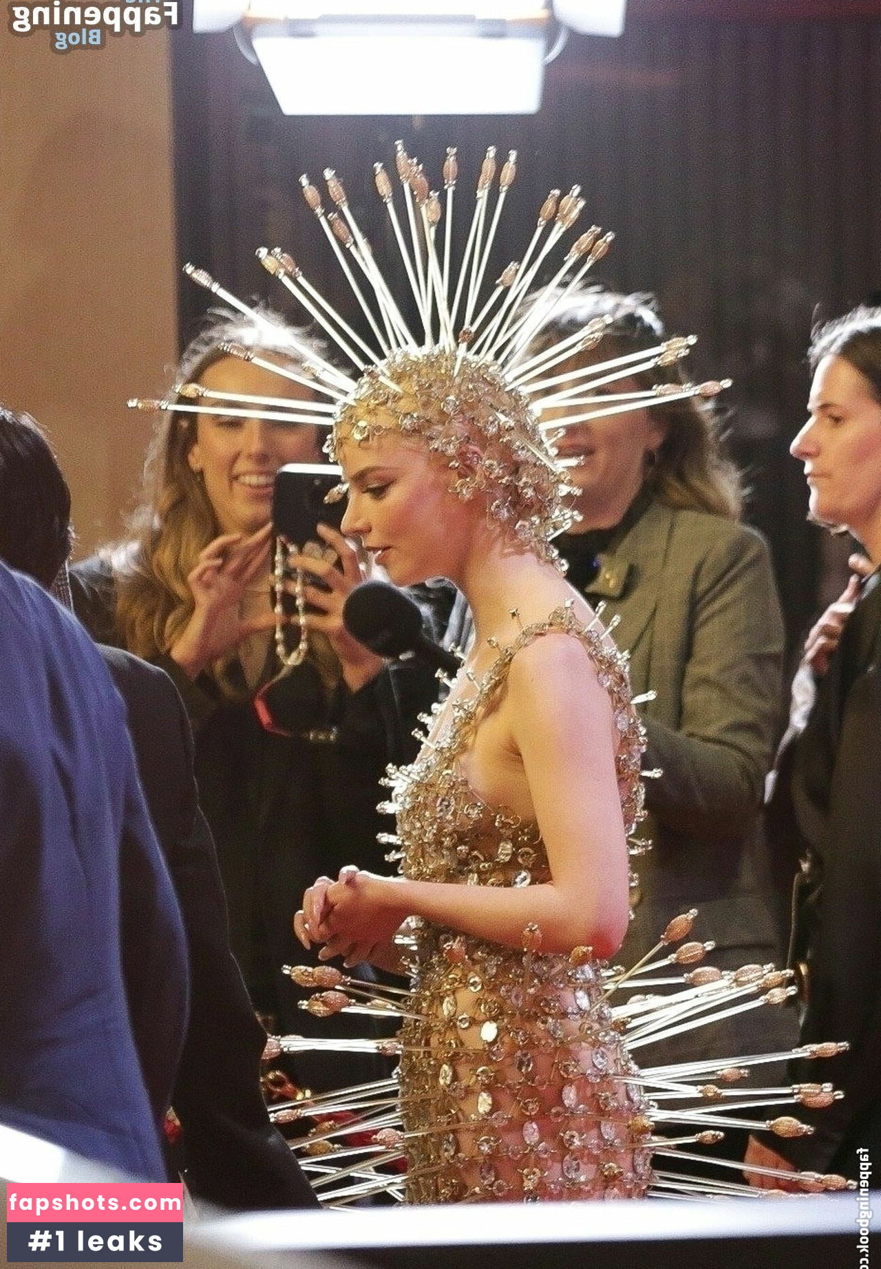 Anya Taylor-Joy gallery photo #1116