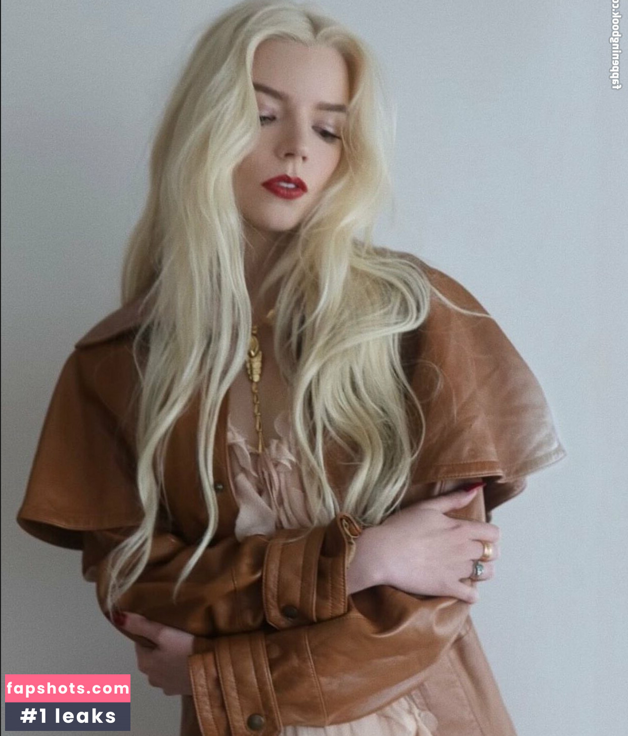 Anya Taylor-Joy gallery photo #1128