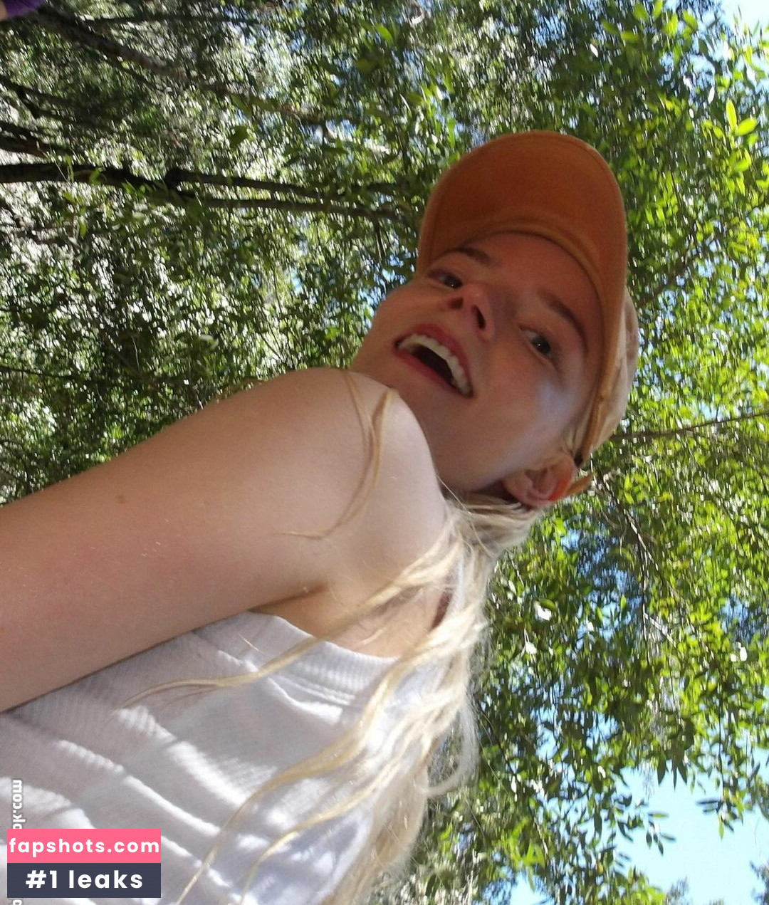 Anya Taylor-Joy gallery photo #1195