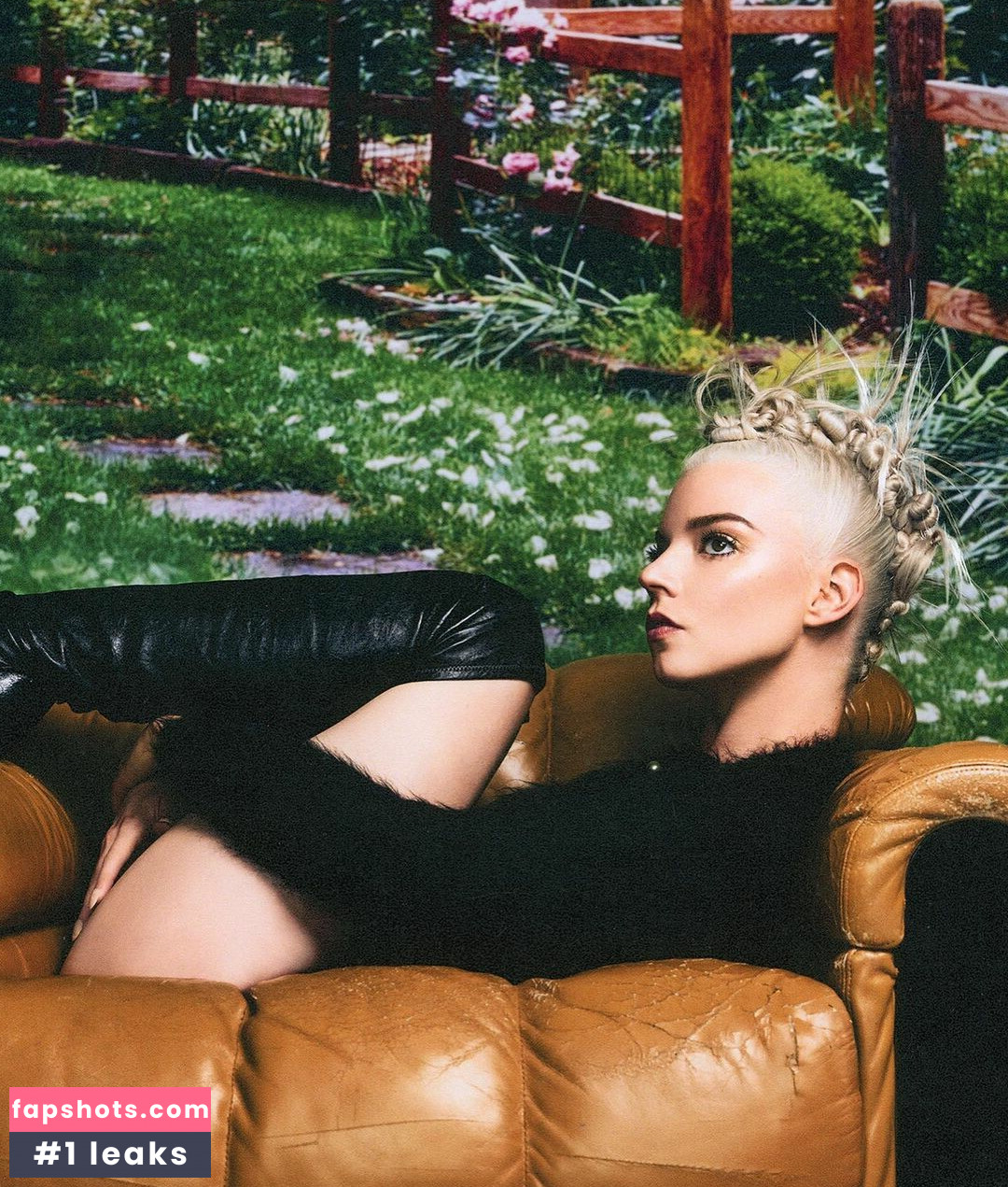 Anya Taylor-Joy gallery photo #1557