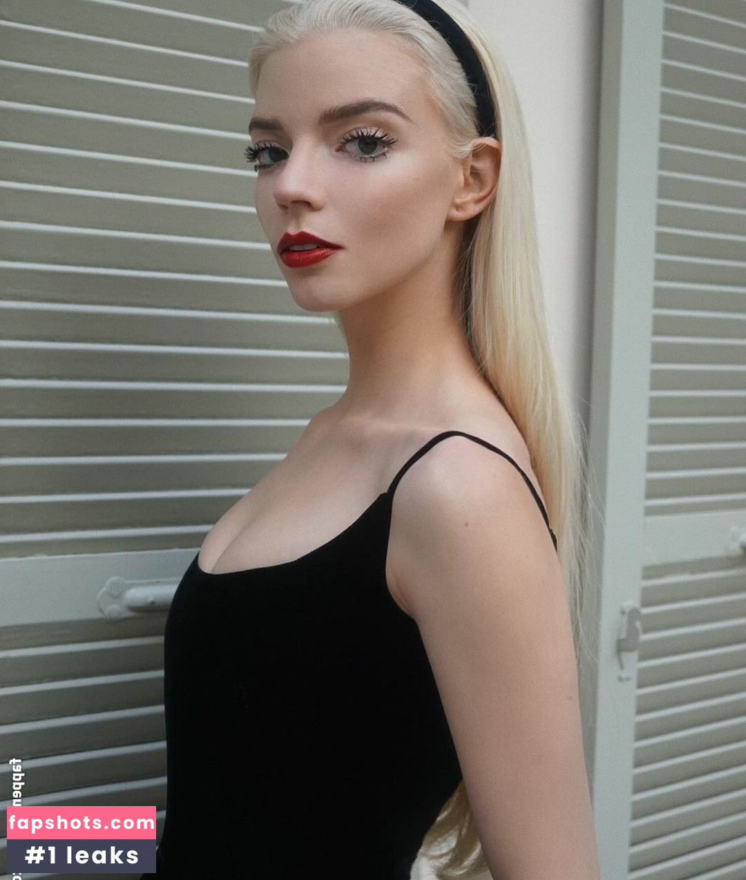 Anya Taylor-Joy gallery photo #1563