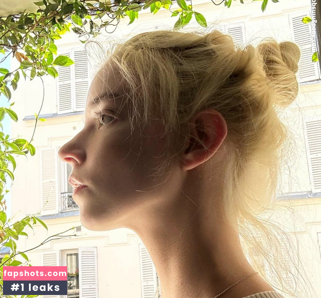 Anya Taylor-Joy gallery photo #1653