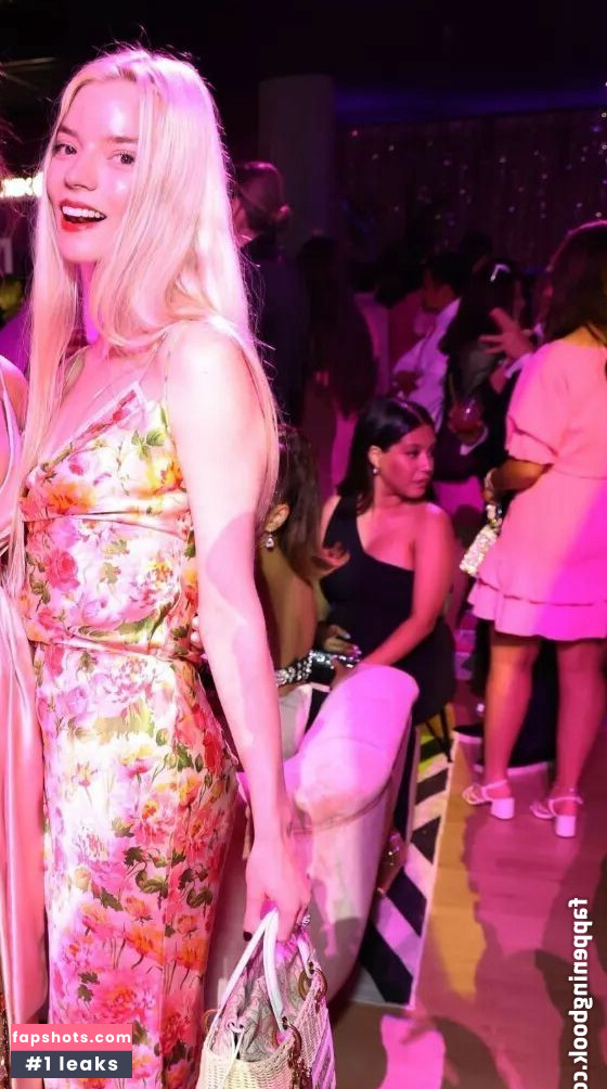 Anya Taylor-Joy gallery photo #1783