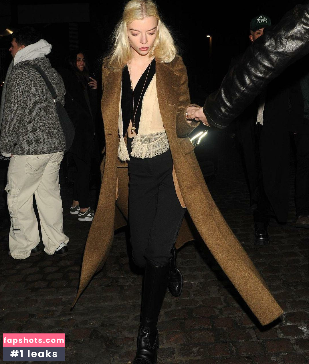 Anya Taylor-Joy gallery photo #1968