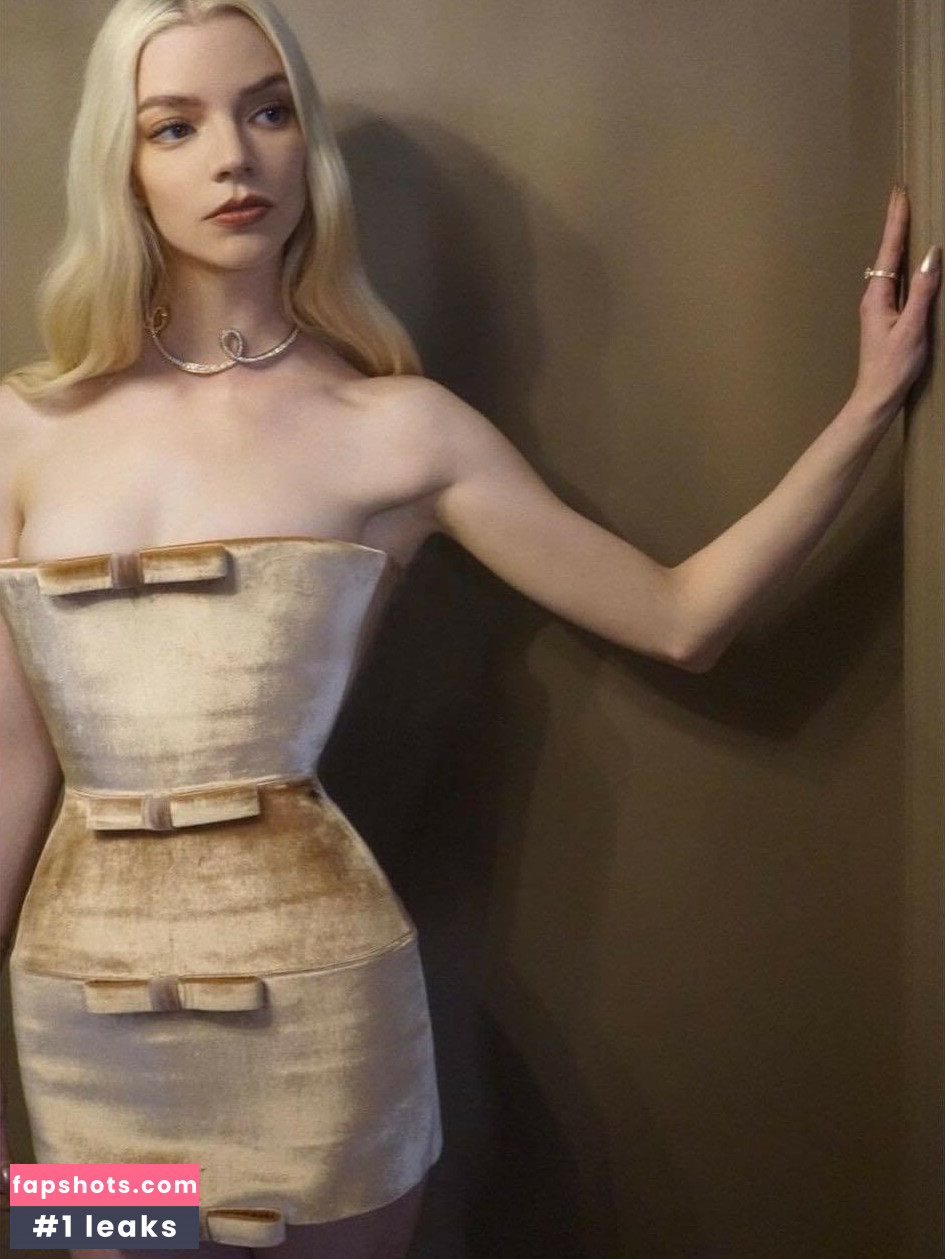 Anya Taylor-Joy gallery photo #1974