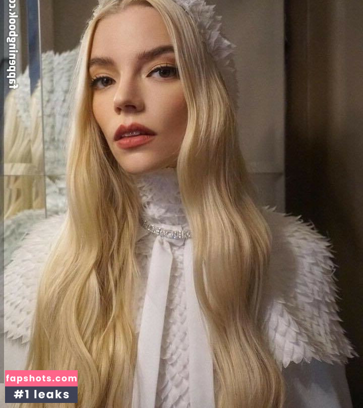 Anya Taylor-Joy gallery photo #1977