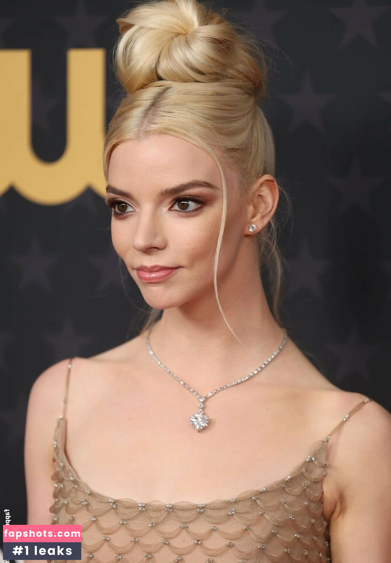 Anya Taylor-Joy gallery photo #2136