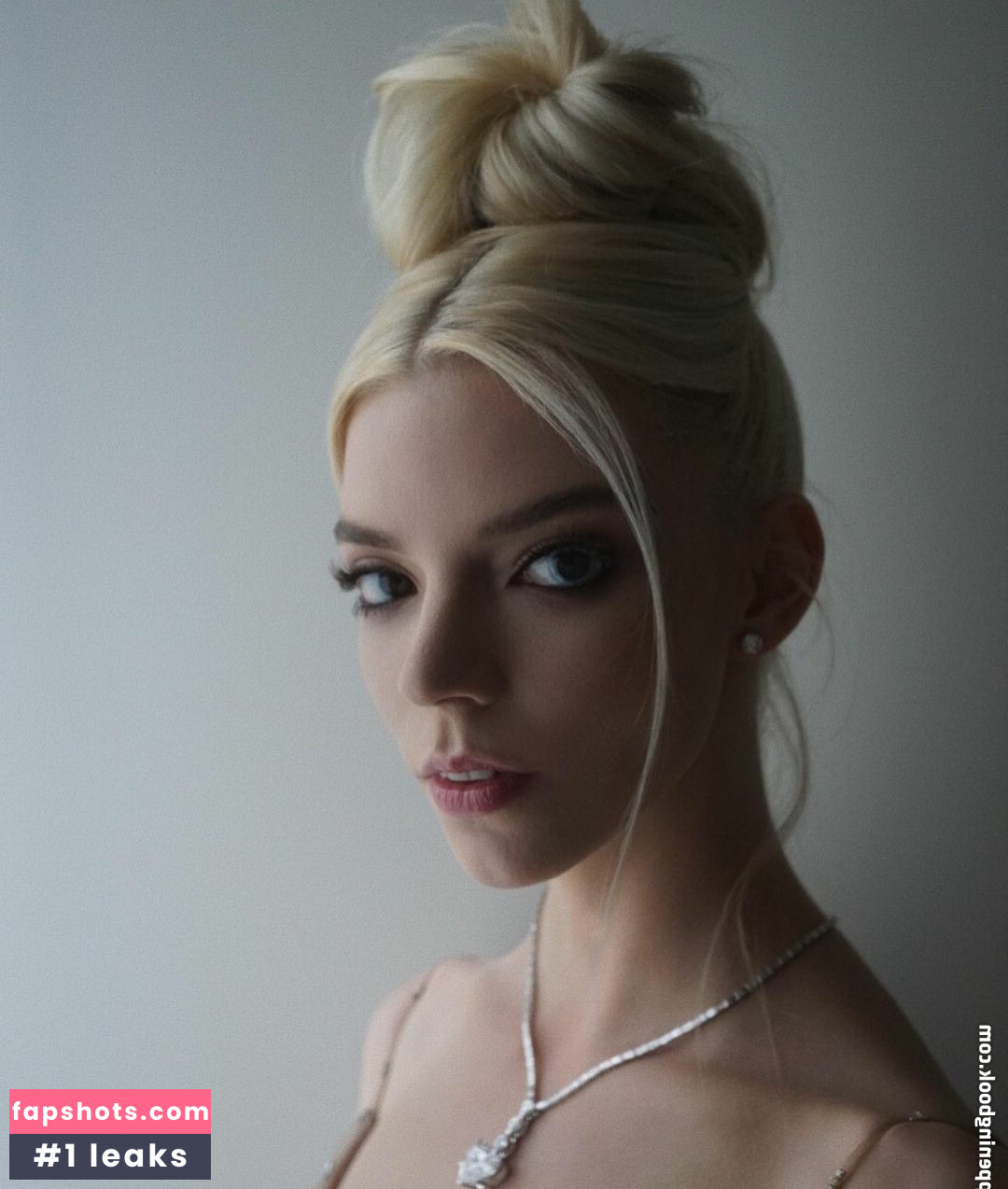 Anya Taylor-Joy gallery photo #2203