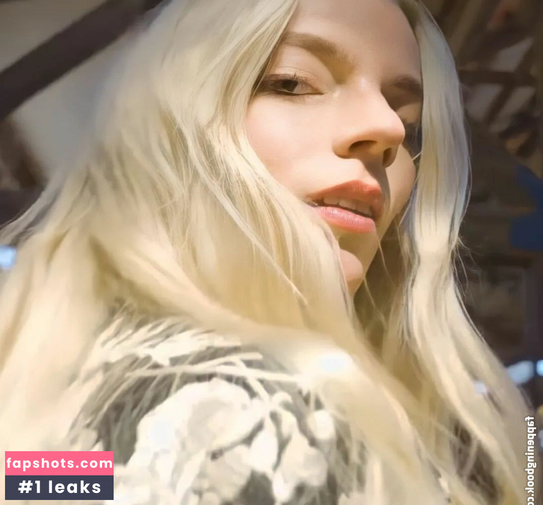 Anya Taylor-Joy gallery photo #2251