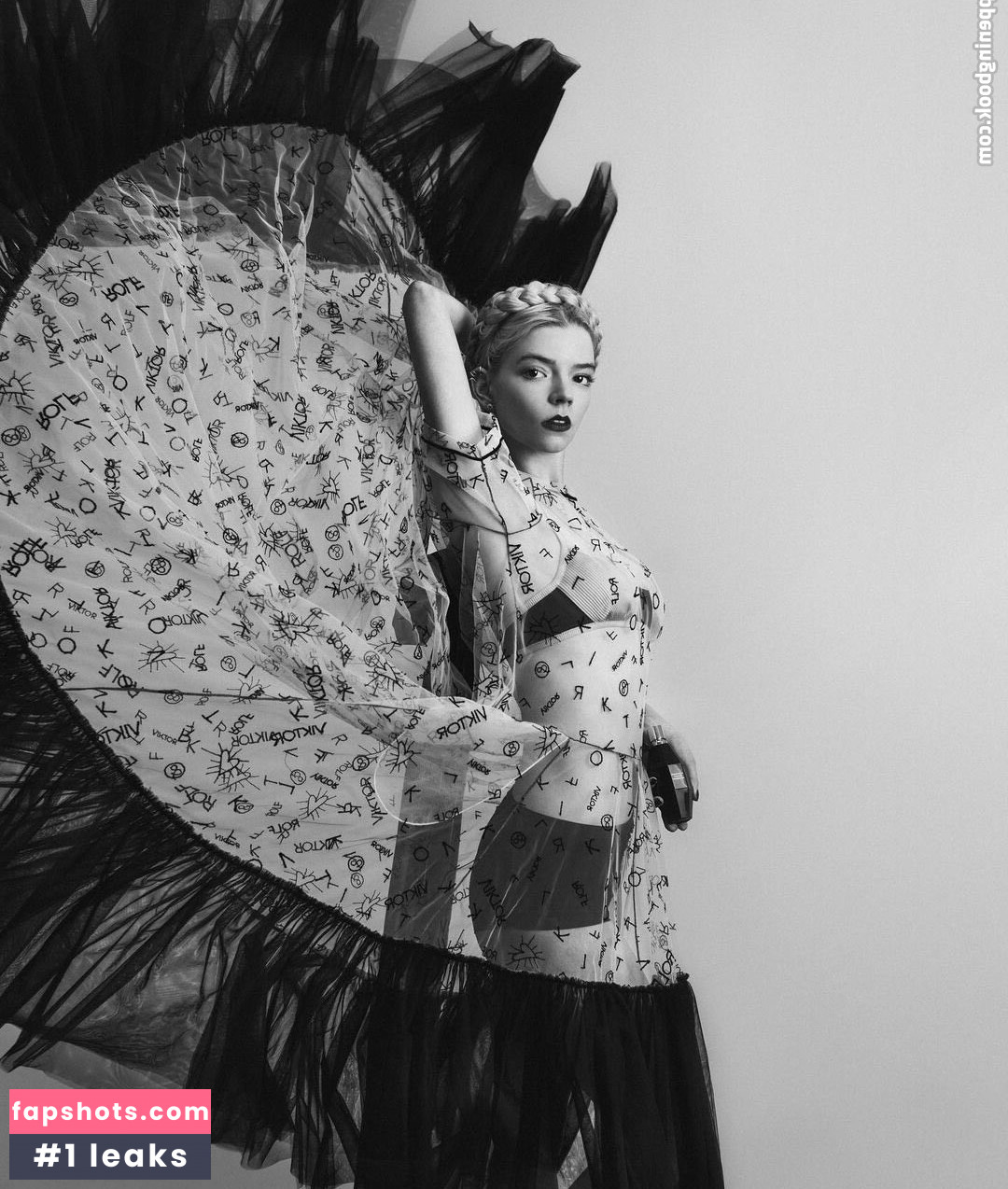 Anya Taylor-Joy gallery photo #2261