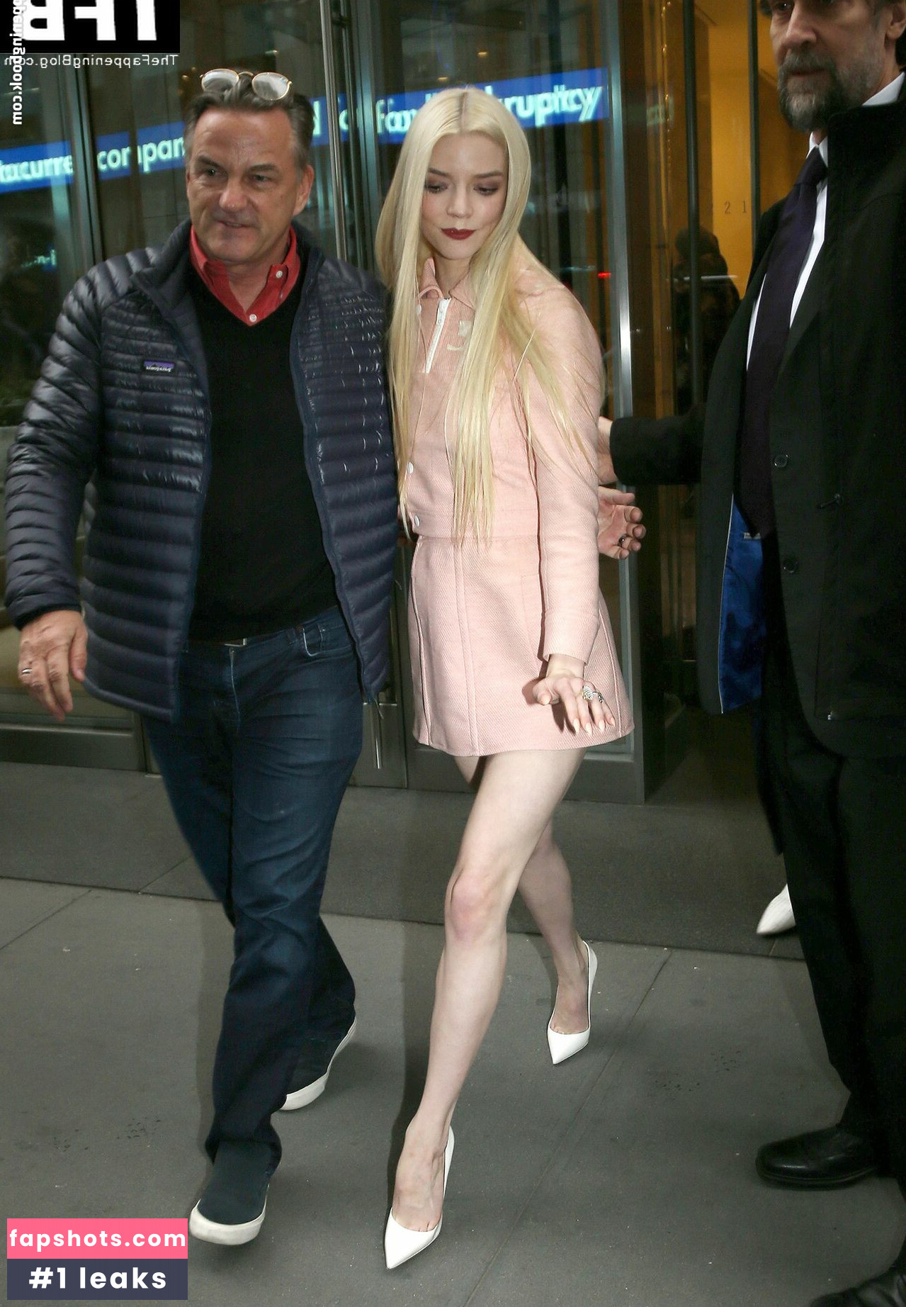 Anya Taylor-Joy gallery photo #2296