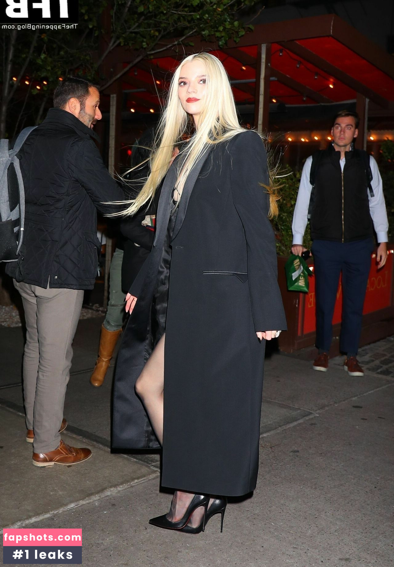 Anya Taylor-Joy gallery photo #2372